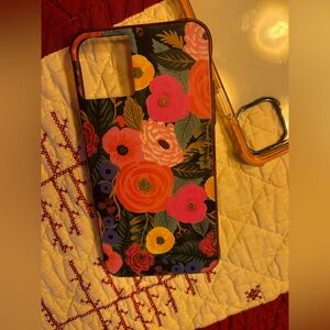 iPhone 11 Pro Max case
Very pretty
Rifle Paper Company